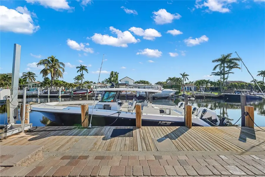 800 SE 3rd Ter, Pompano Beach, FL 33060 - Image #2