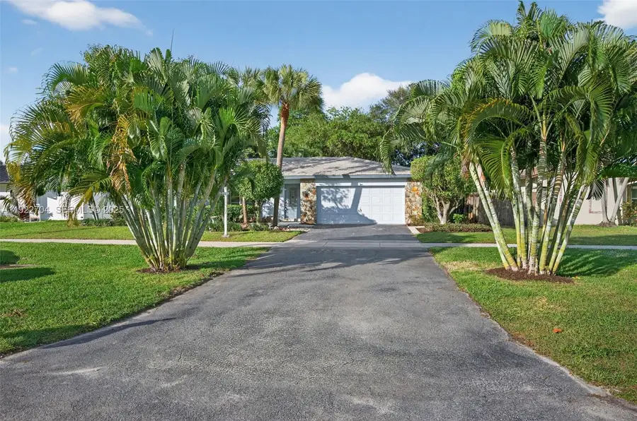 969 NW 8th St, Boca Raton, FL 33486 - Image #2