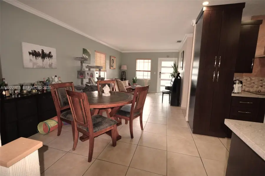 890 E 38th St, Hialeah, FL 33013 - Image #3