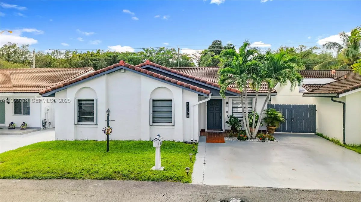 11196 SW 75th Ter, Miami, FL 33173 - Image #1