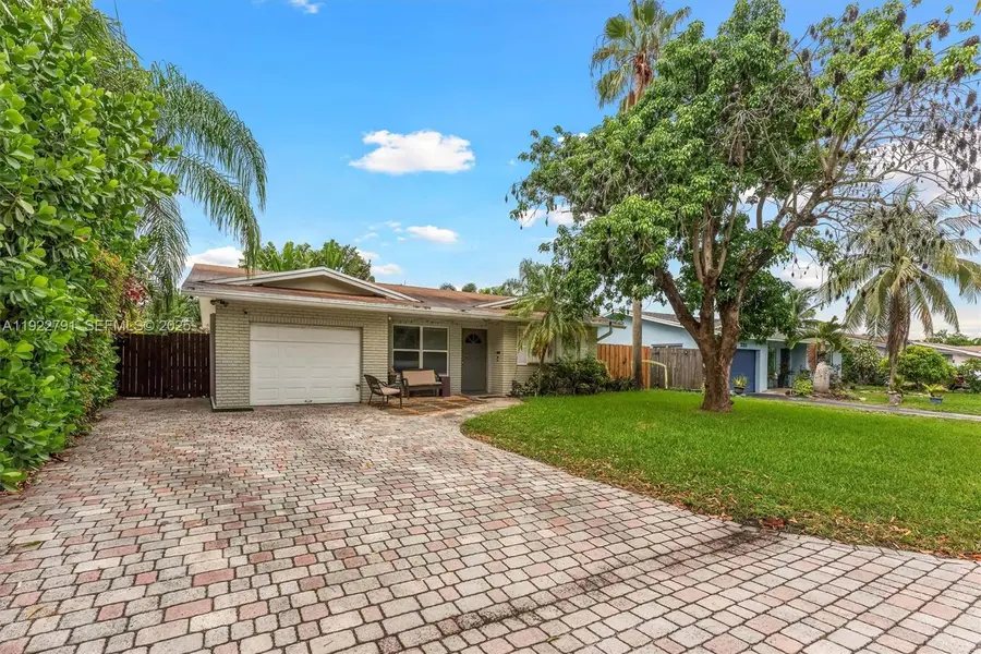 3321 NW 64th St, Fort Lauderdale, FL 33309 - Image #2