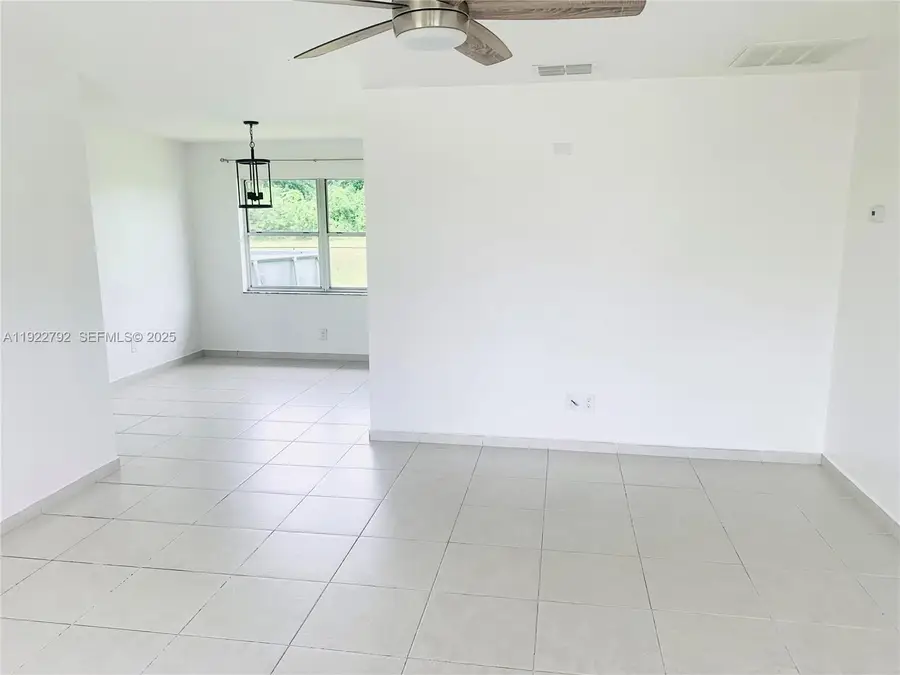 436 Valley Dr, Lehigh Acres, FL 33936 - Image #3