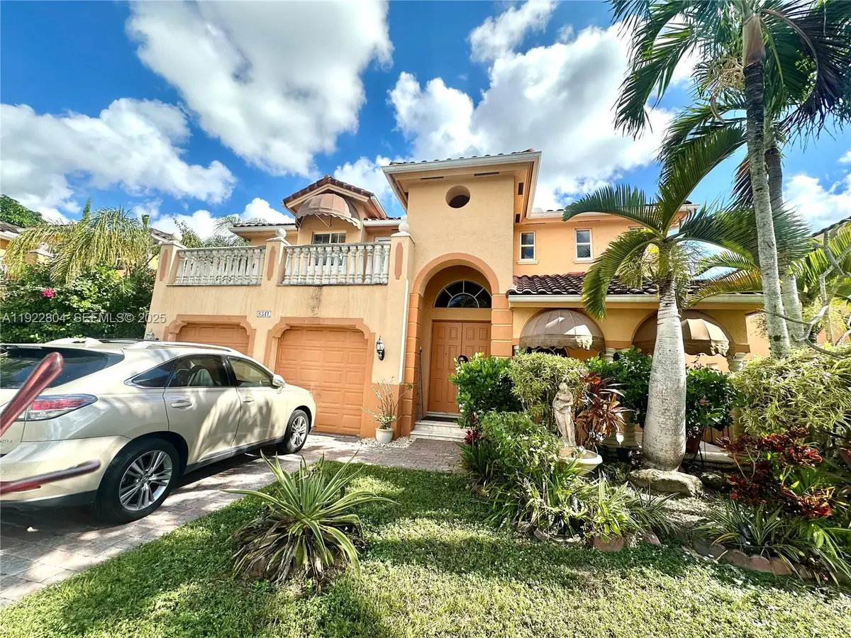 6541 SW 162nd Ct, Miami, FL 33193 - Image #1