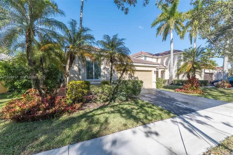 1784 Aspen Ln, Weston, FL 33327 - Image #3