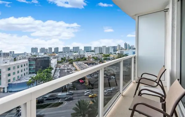 18001 Collins Ave #717, Sunny Isles Beach, FL 33160