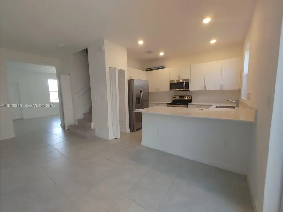 1766 SE 26th Rd, Homestead, FL 33035 - Image #2