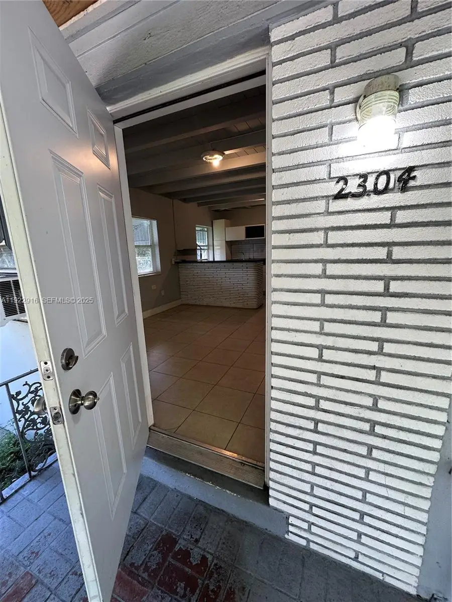 2304 NE 135th Ln, North Miami Beach, FL 33181 - Image #3