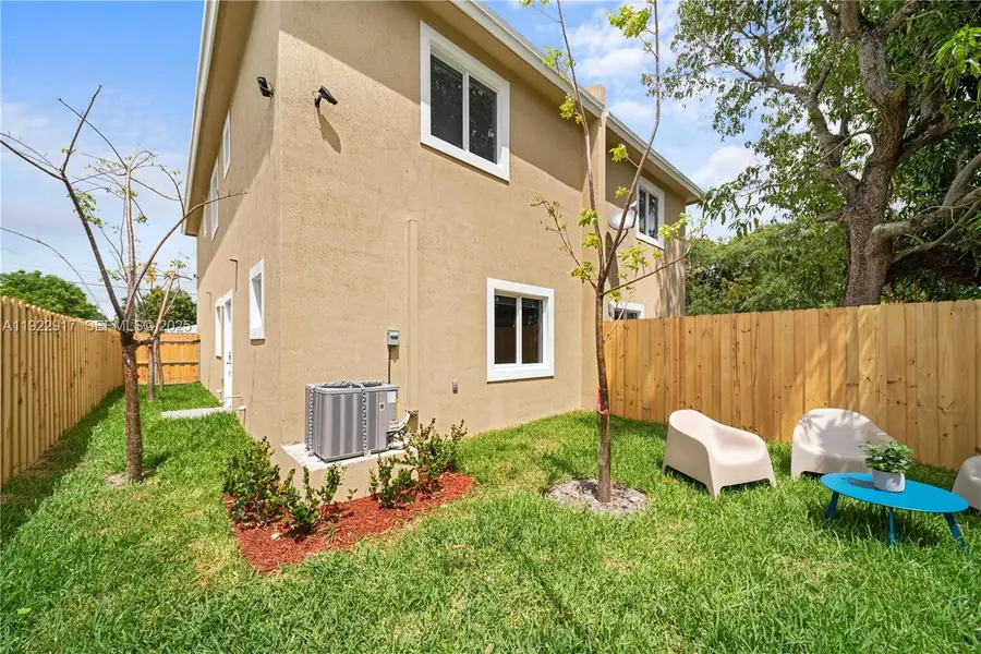 1770 NW 55th St, Miami, FL 33142 - Image #3