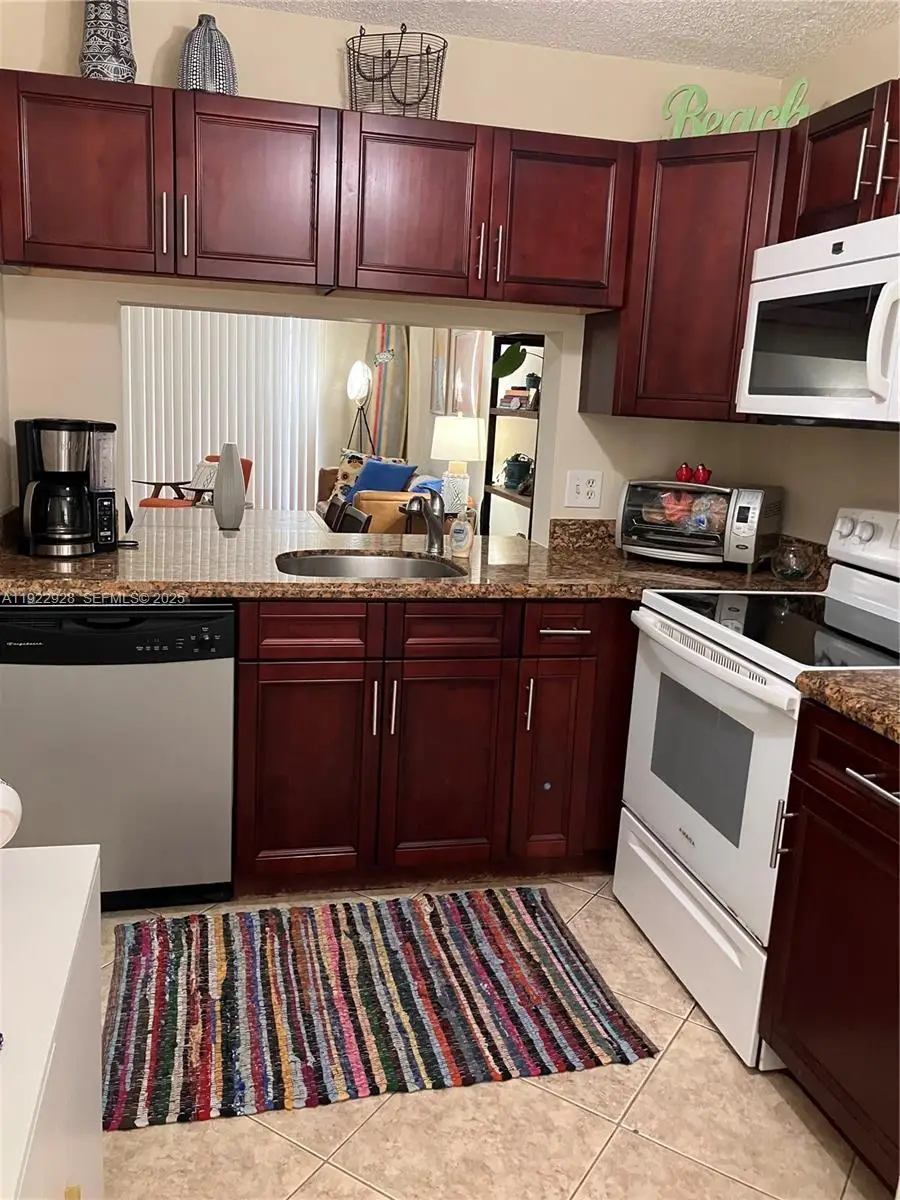 1226 S Military Trl #2213, Deerfield Beach, FL 33442 - Image #2