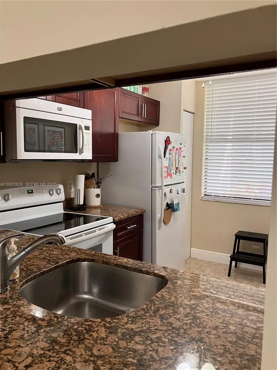 1226 S Military Trl #2213, Deerfield Beach, FL 33442 - Image #3