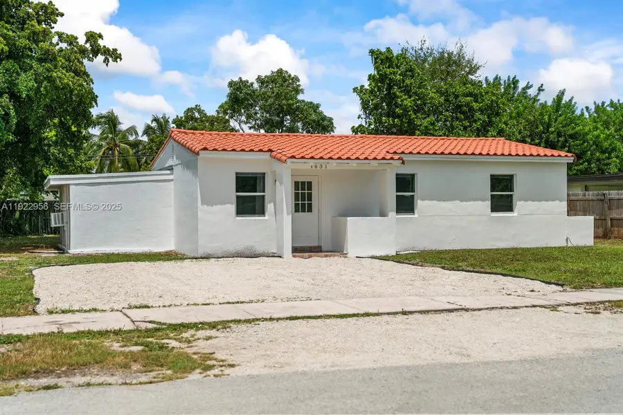 1631 NW 12th Ct, Fort Lauderdale, FL 33311 - Image #2