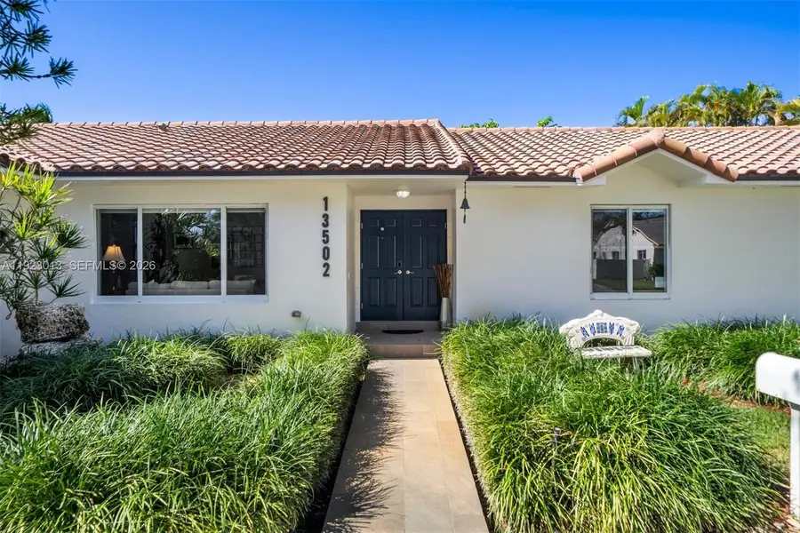 13502 SW 57th Ct, Pinecrest, FL 33156 - Image #3