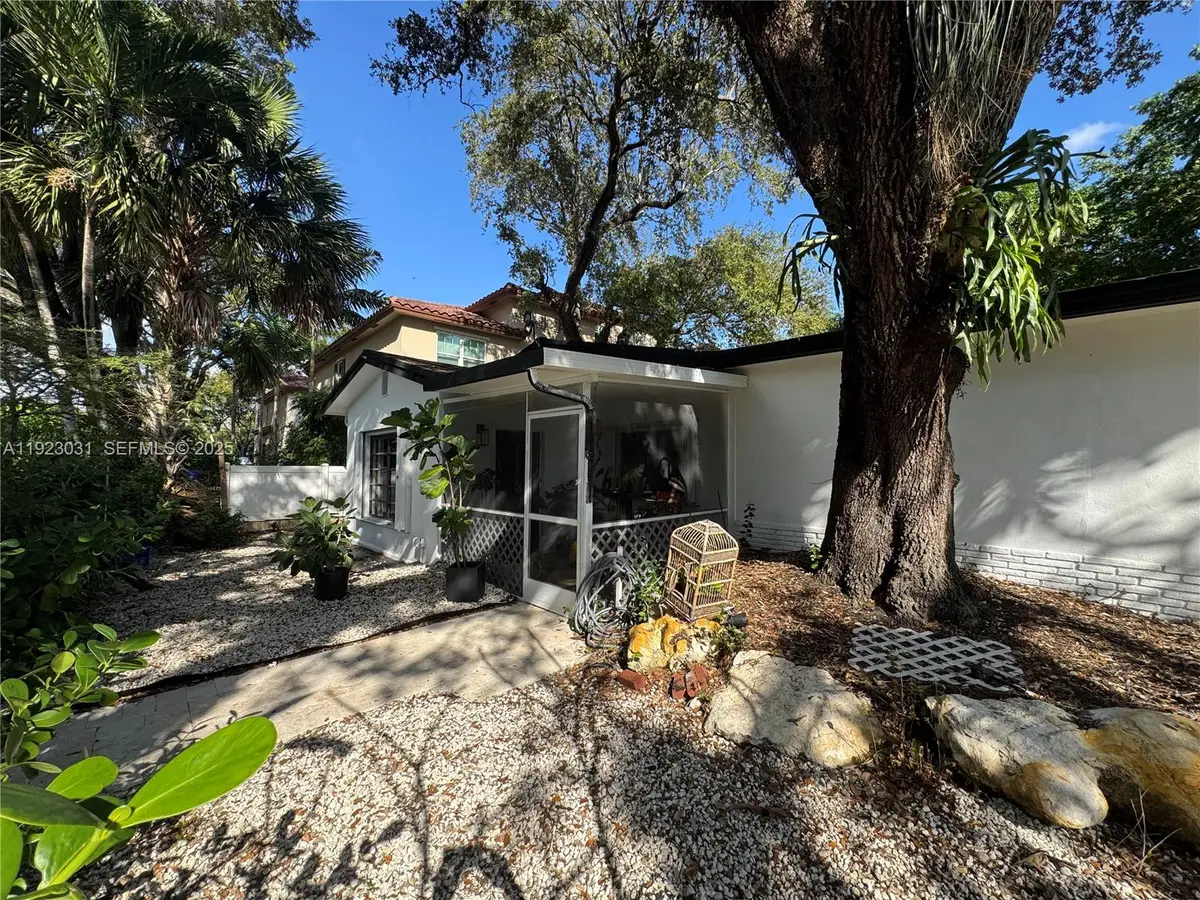 2390 SW 18th Ave, Fort Lauderdale, FL 33315 - Image #1