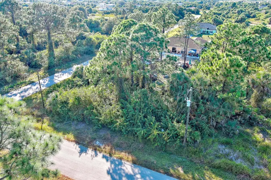 324 Leruth Ave, Lehigh Acres, FL 33974 - Image #3