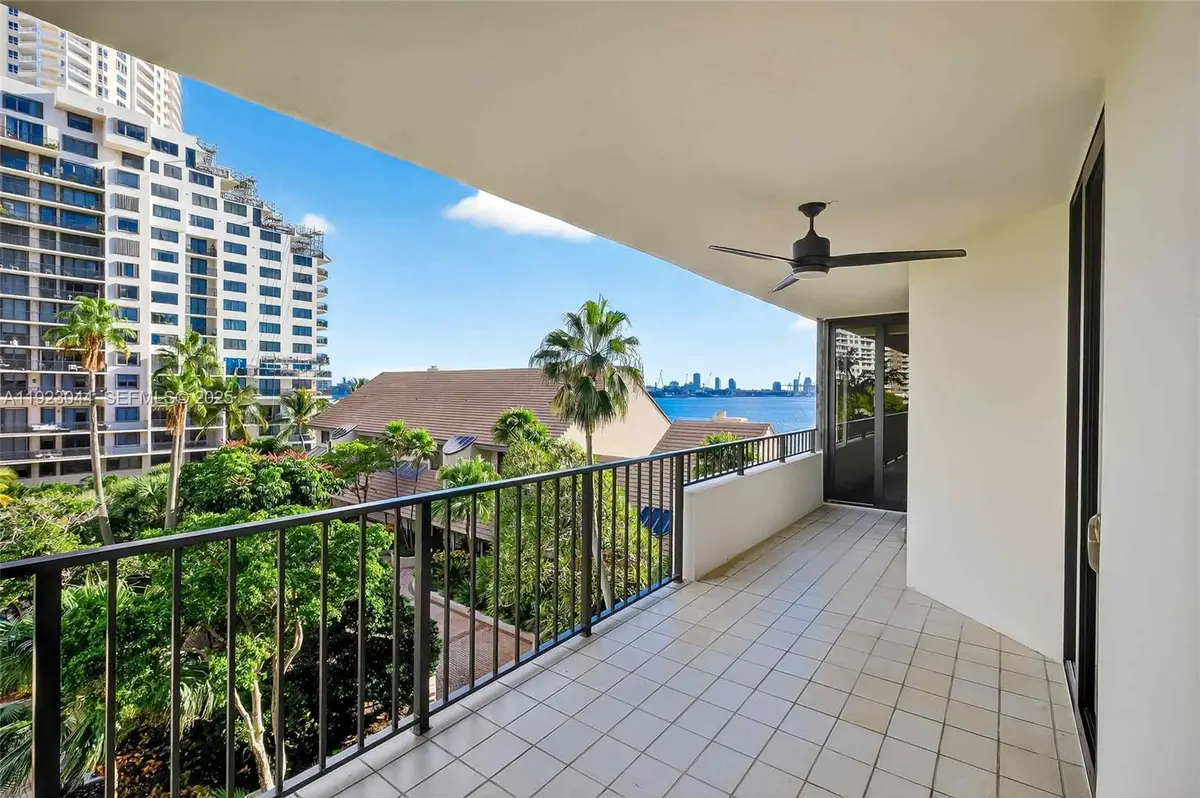 520 Brickell Key Dr #A604, Miami, FL 33131 - Image #1