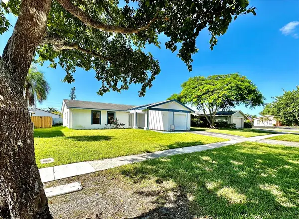 16708 SW 5th Way, Weston, FL 33326