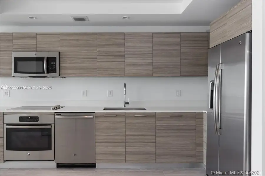 121 NE 34th St #1604, Miami, FL 33137 - Image #2