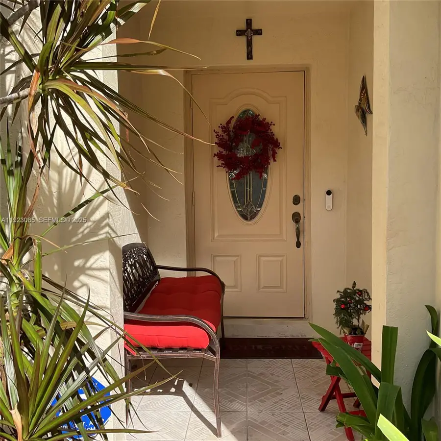 11431 SW 21st St, Miramar, FL 33025 - Image #2