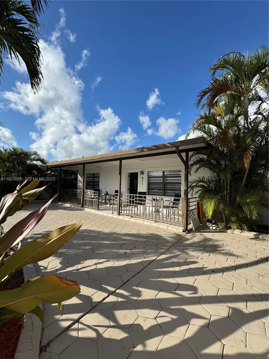 971 E 13th St, Hialeah, FL 33010 - Image #3