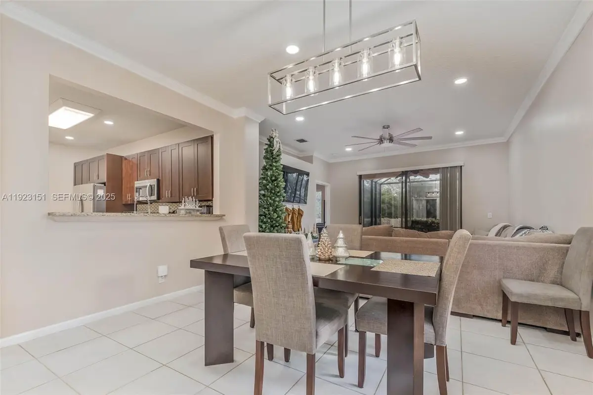 3044 La Mirage Dr, Lauderhill, FL 33319 - Image #1