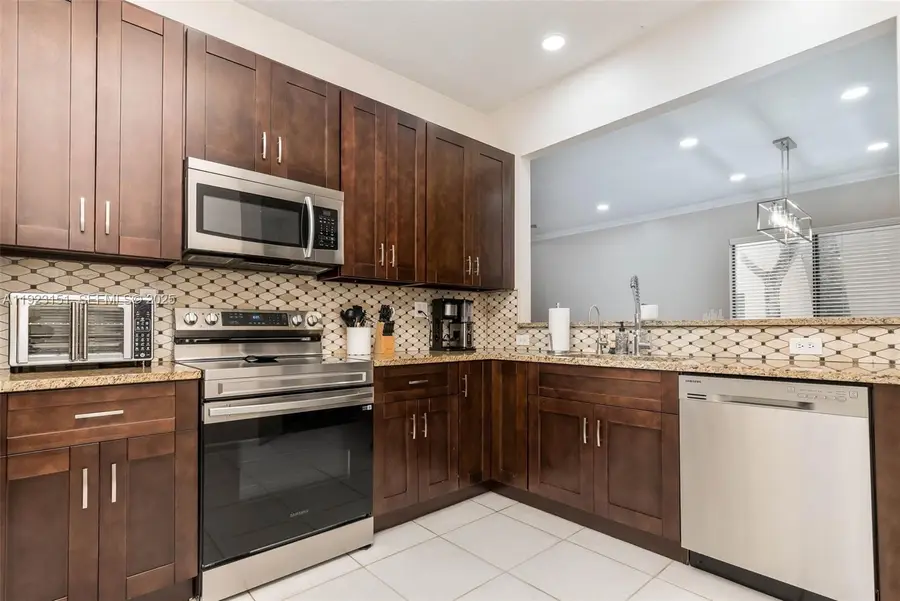 3044 La Mirage Dr, Lauderhill, FL 33319 - Image #3