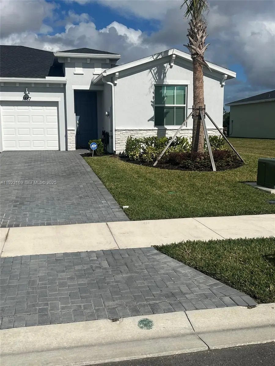 1887 Cerulean Dr, Palm Bay, FL 32907 - Image #1