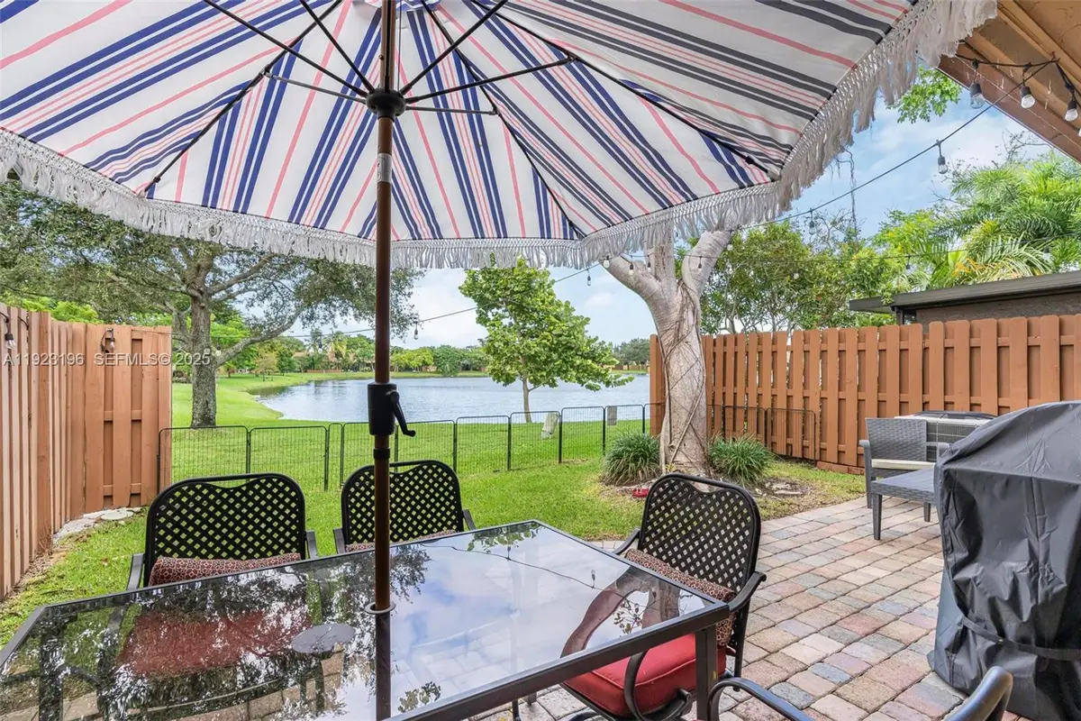 830 NW 79th Ter, Plantation, FL 33324 - Image #1