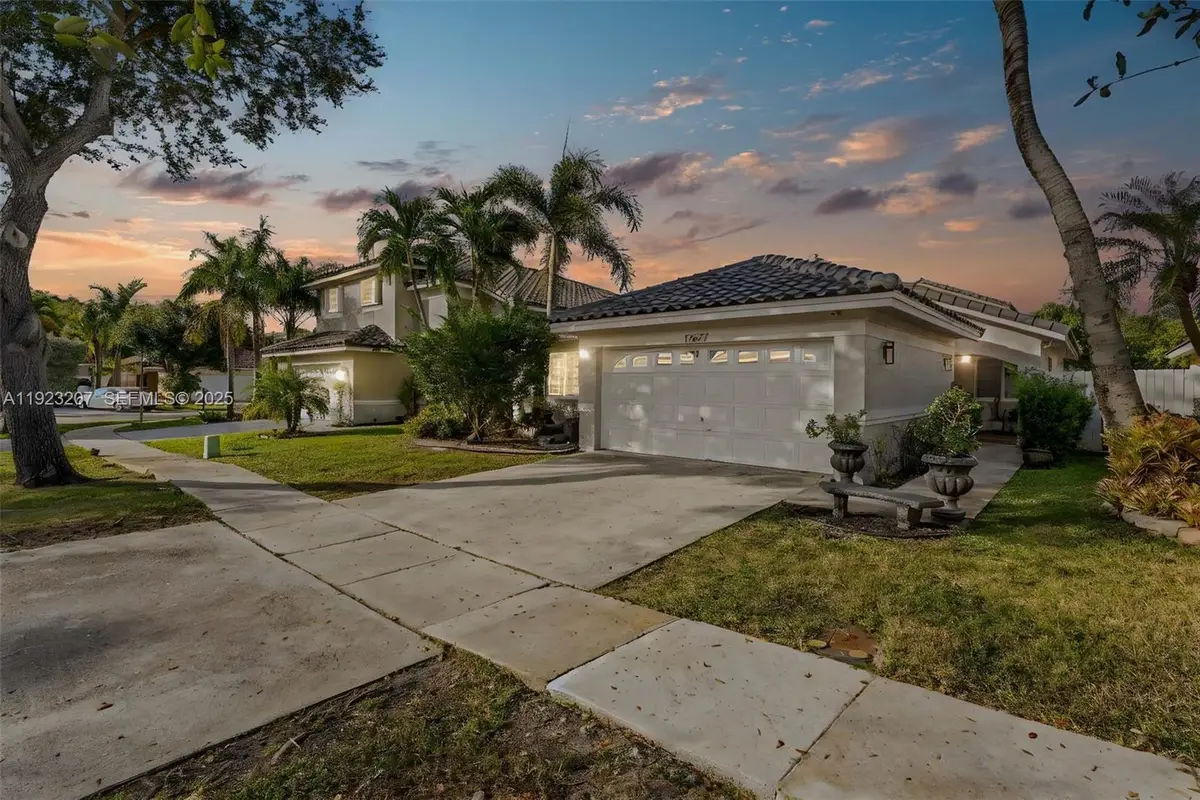 17677 SW 6th Ct, Pembroke Pines, FL 33029 - Image #1