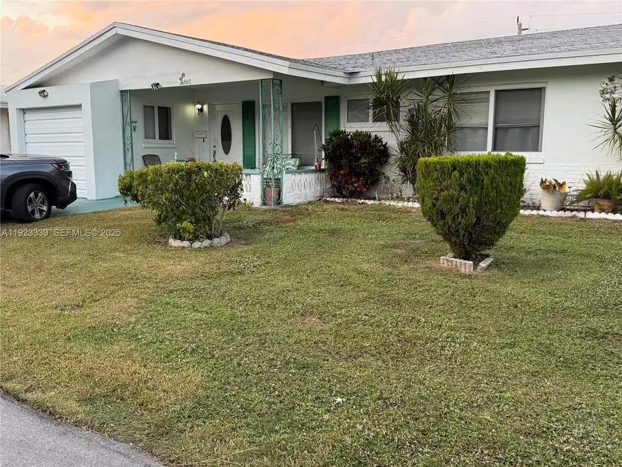 4607 NW 45th Ct, Tamarac, FL 33319 - Image #2