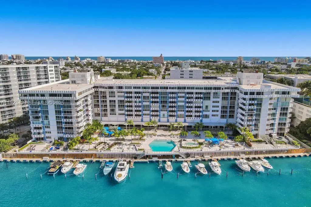 800 West Ave #722, Miami Beach, FL 33139 - Image #1