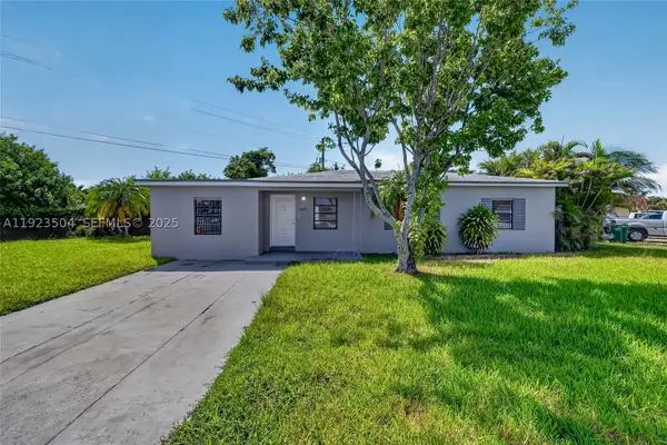 14801 Lincoln Blvd, Miami, FL 33176