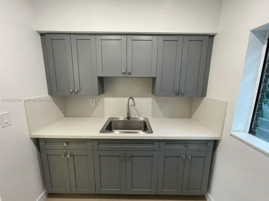 544 Michigan Ave #10, Miami Beach, FL 33139 - Image #3