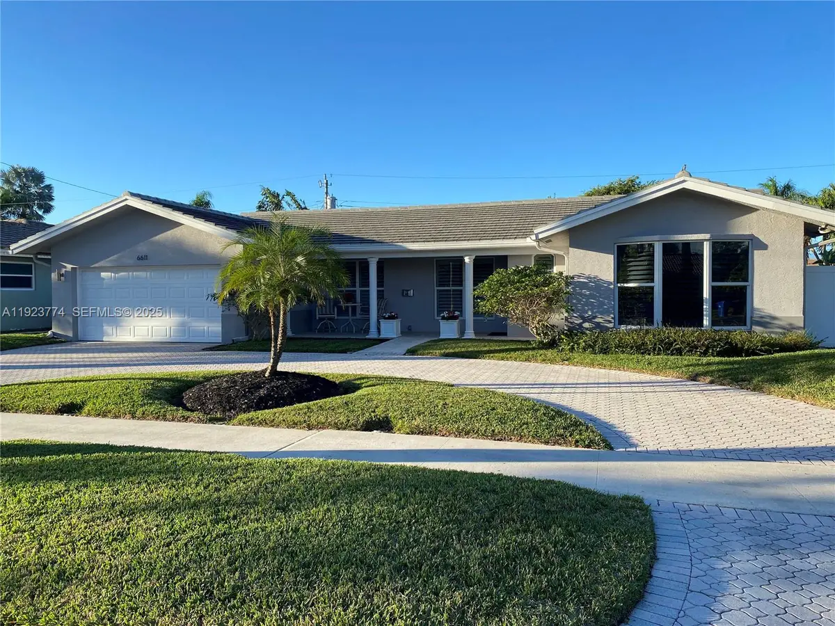 6611 NE 21st Ln, Fort Lauderdale, FL 33308 - Image #1