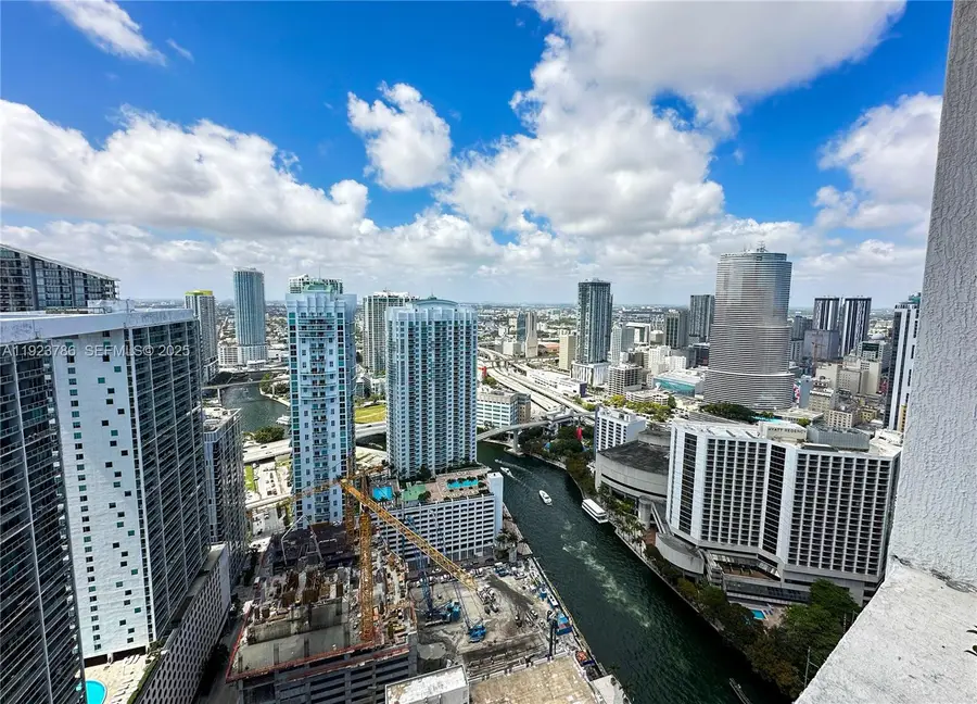 485 Brickell Ave #4405, Miami, FL 33131 - Image #2