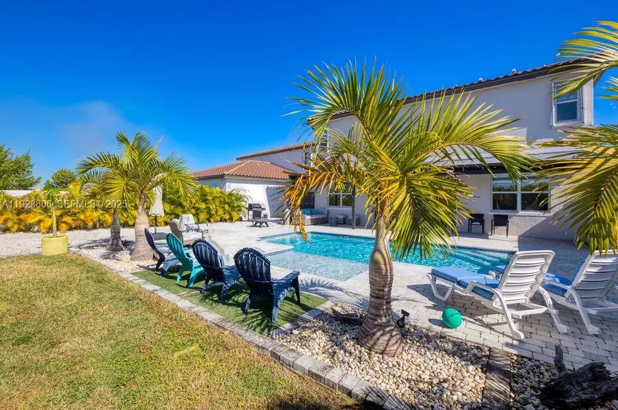 8175 NW Greenbank Cir, Port Saint Lucie, FL 34987 - Image #3