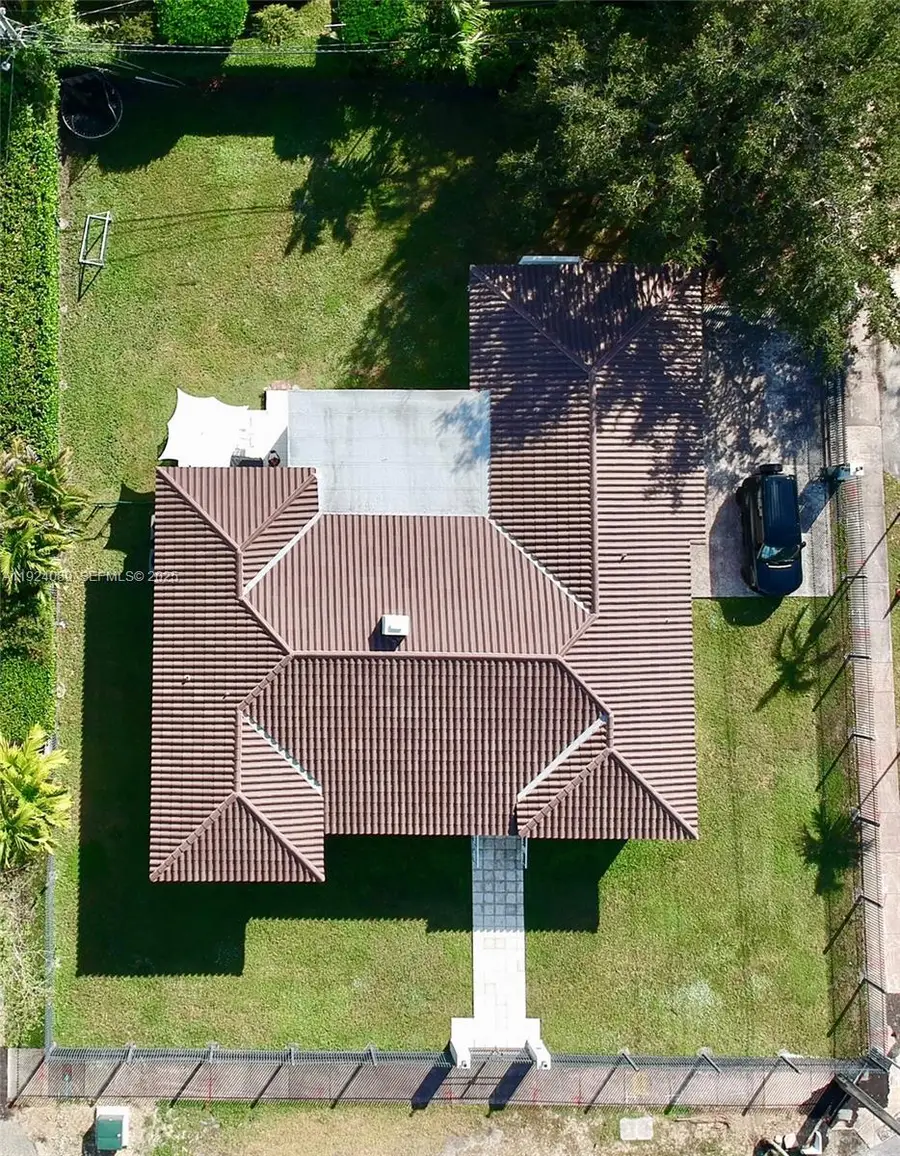 1558 Sevilla Ave, Coral Gables, FL 33134 - Image #3