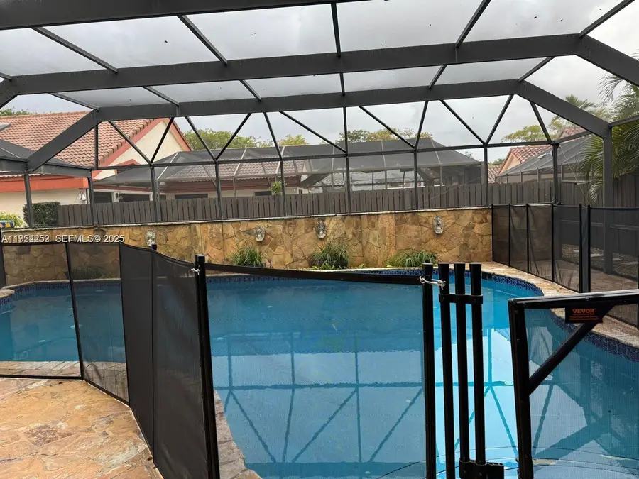 1838 NW 93rd Ter, Plantation, FL 33322 - Image #3