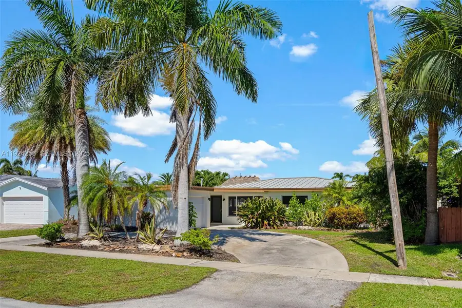 201 SE 12th St, Pompano Beach, FL 33060 - Image #3