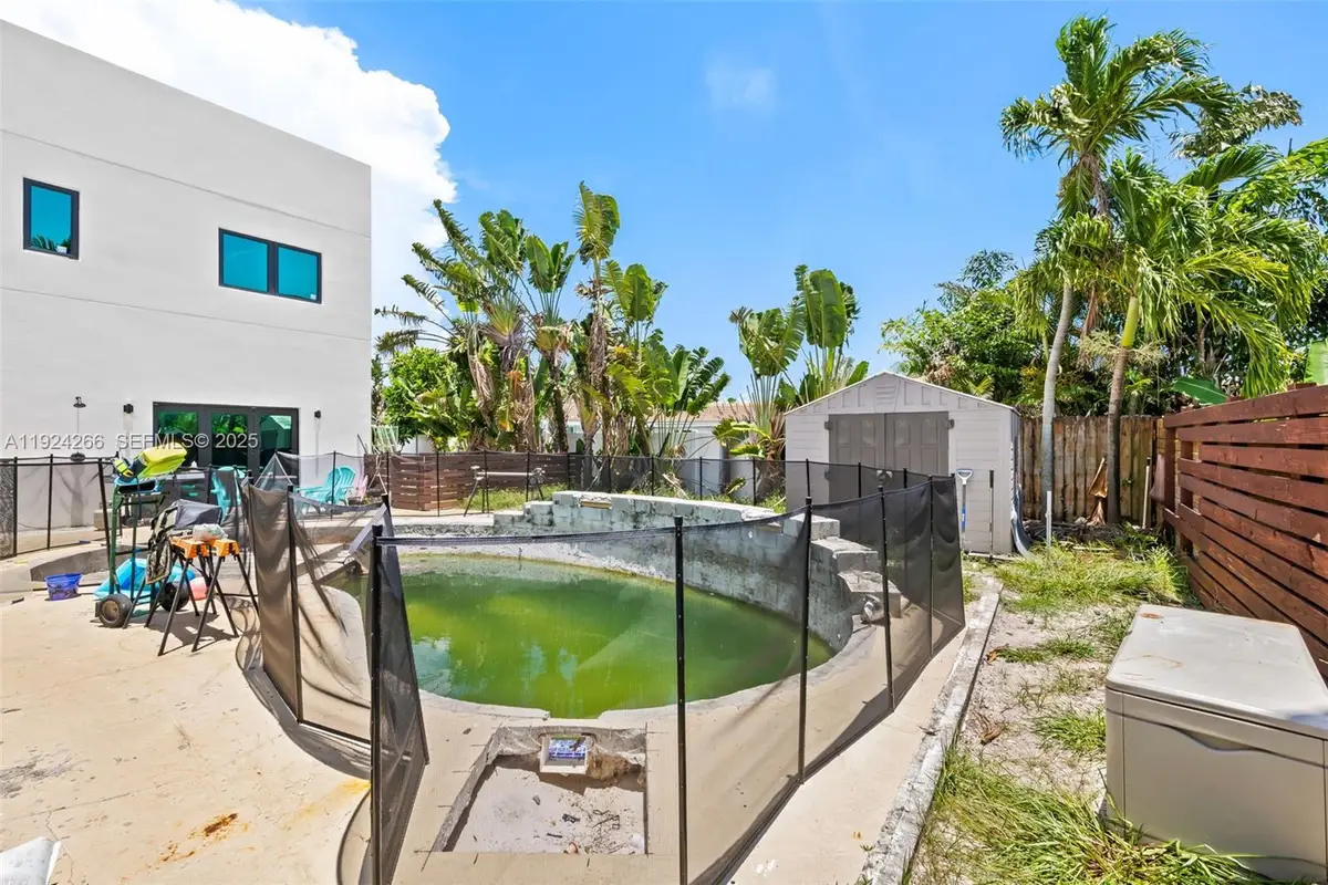 5900 NE 21st Ln, Fort Lauderdale, FL 33308 - Image #1