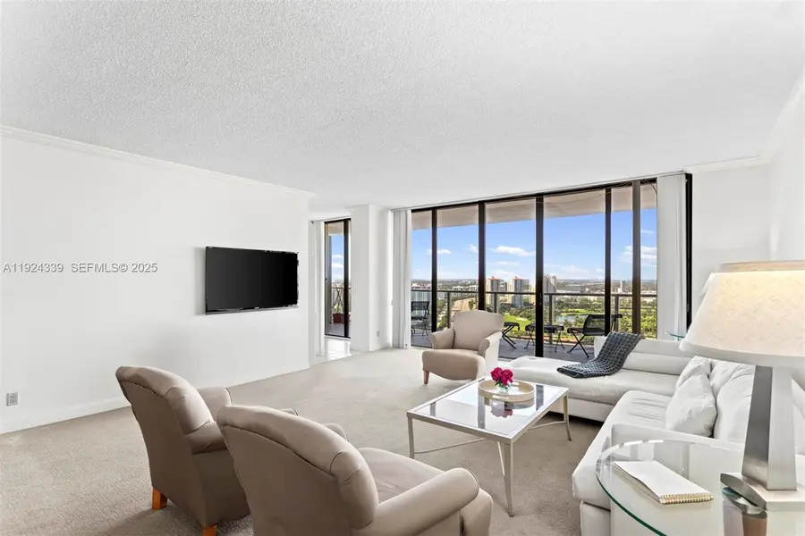 19500 Turnberry Way #26-C, Aventura, FL 33180 - Image #3