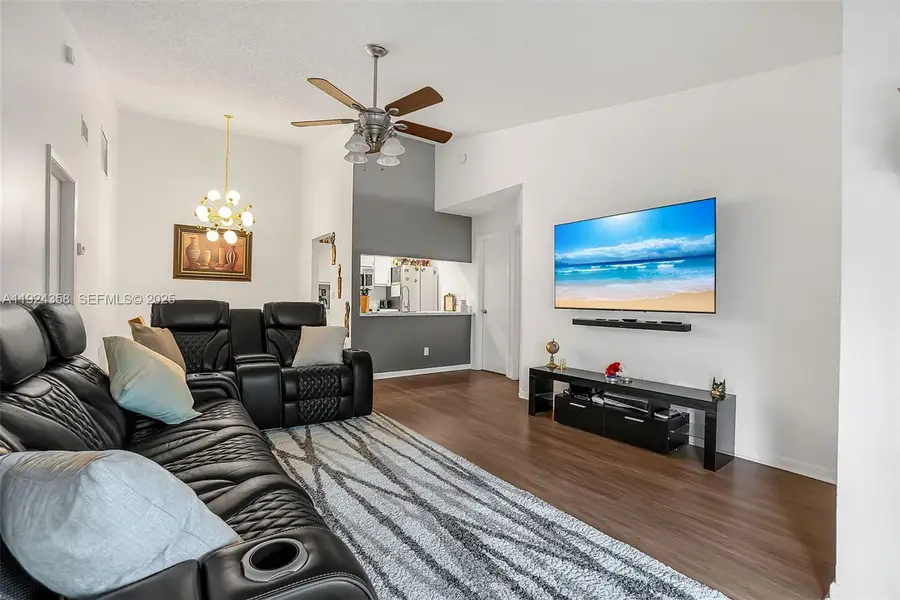 2682 N Nob Hill Rd, Sunrise, FL 33322 - Image #3