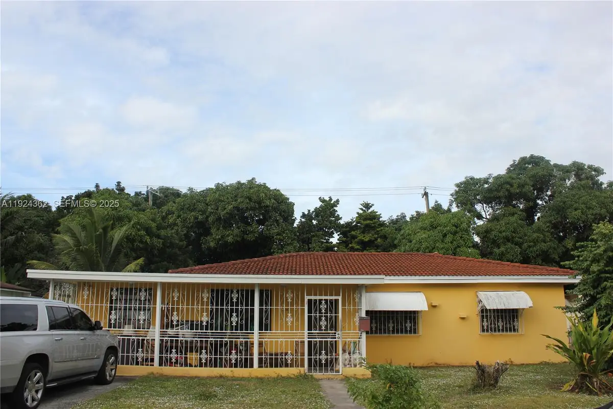 3135 NW 82nd St, Miami, FL 33147 - Image #1