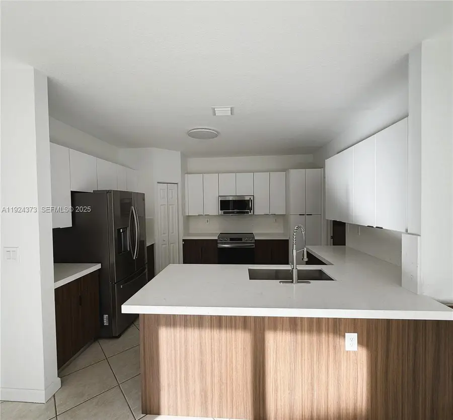 11378 NW 72nd Ter, Doral, FL 33178 - Image #3