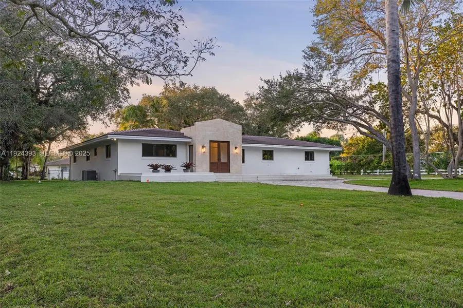 12940 SW 73rd Ave, Pinecrest, FL 33156 - Image #3