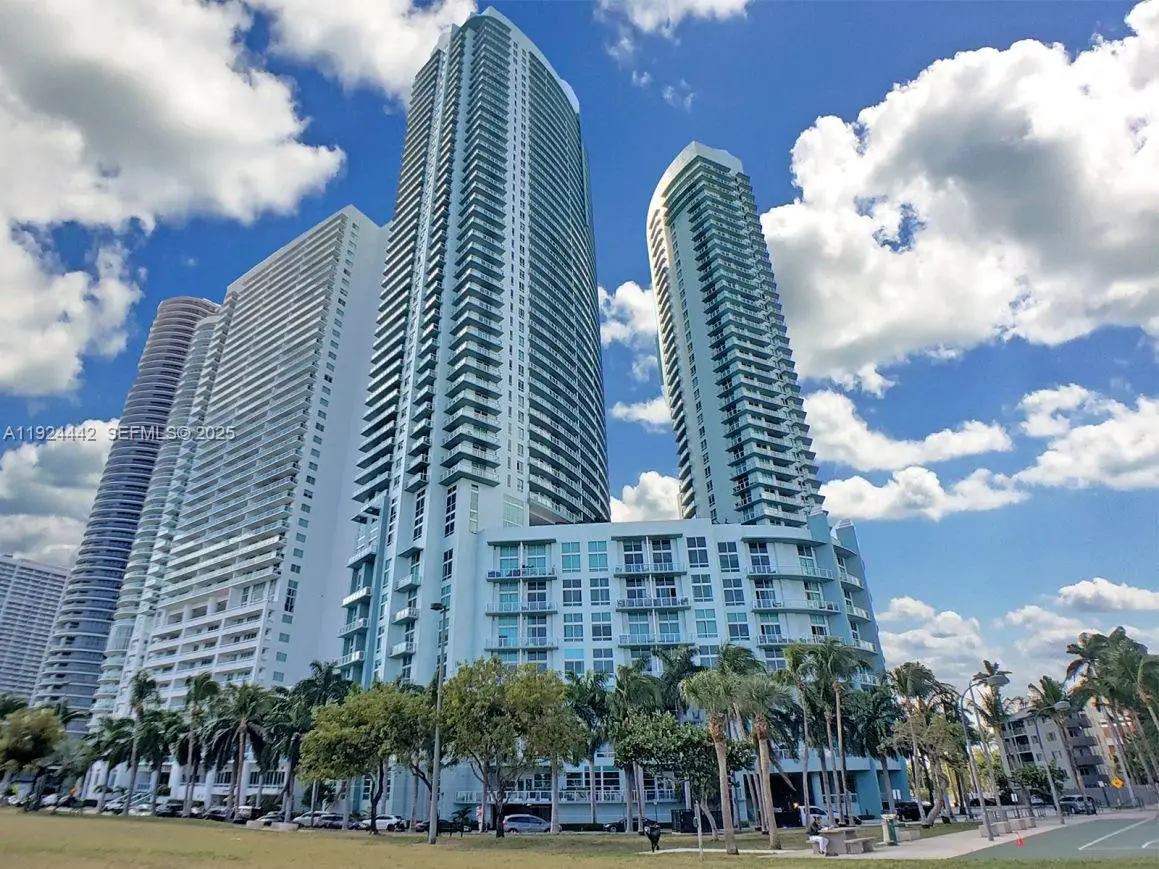 1900 N Bayshore Dr #2615, Miami, FL 33132 - Image #1