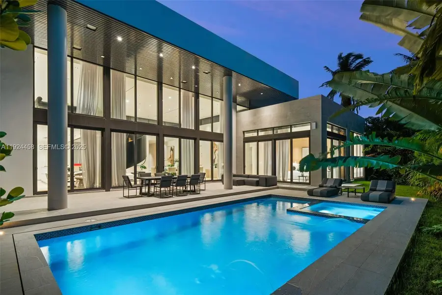 620 Ocean Blvd, Golden Beach, FL 33160 - Image #2