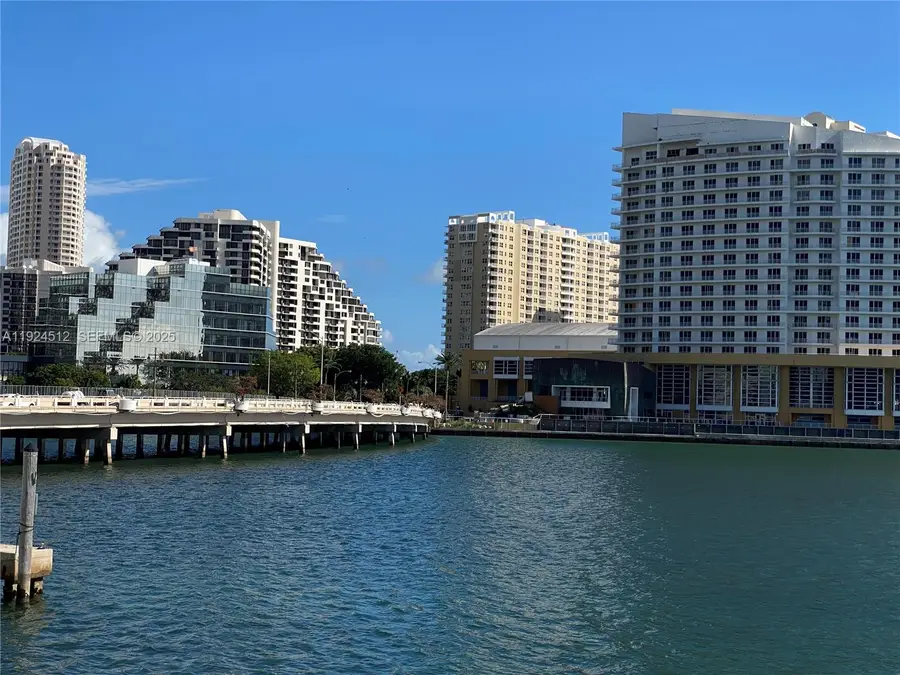 825 Brickell Bay Dr #343, Miami, FL 33131 - Image #3
