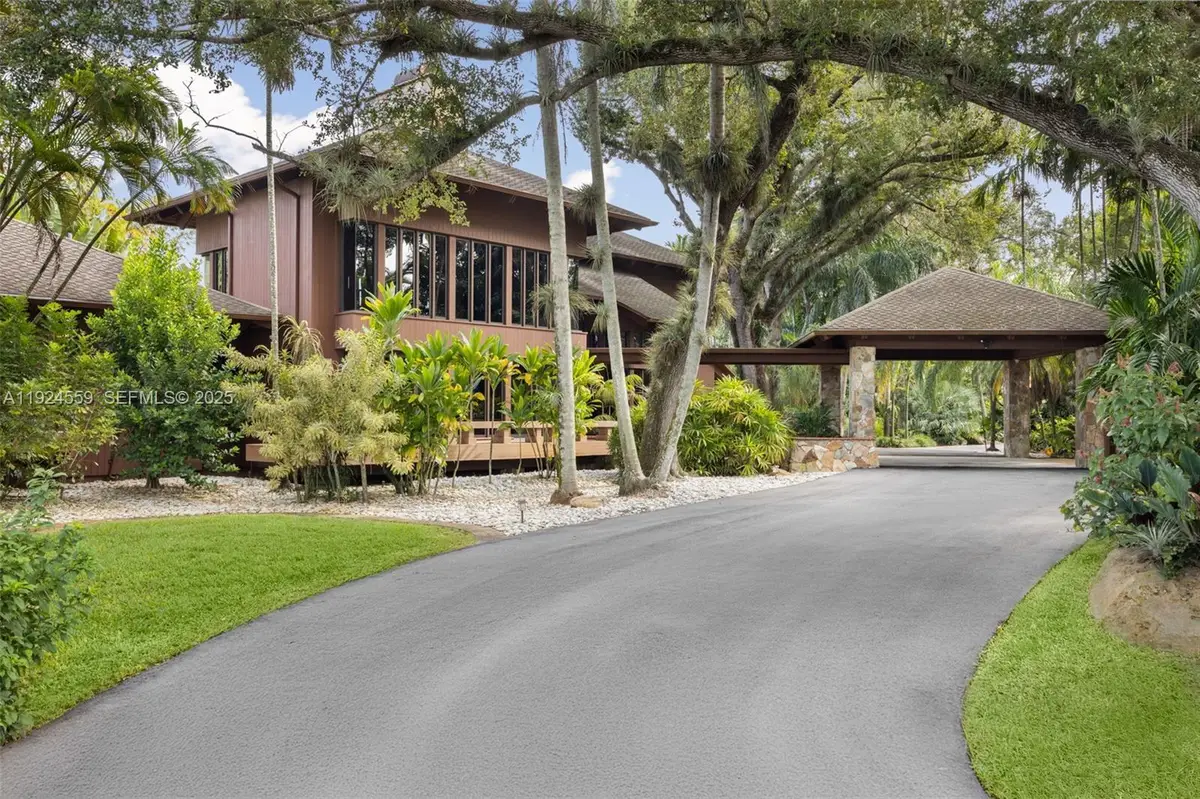 21675 SW 232nd St, Miami, FL 33170 - Image #1