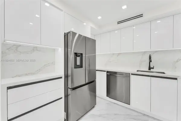 251 174th St #1414, Sunny Isles Beach, FL 33160