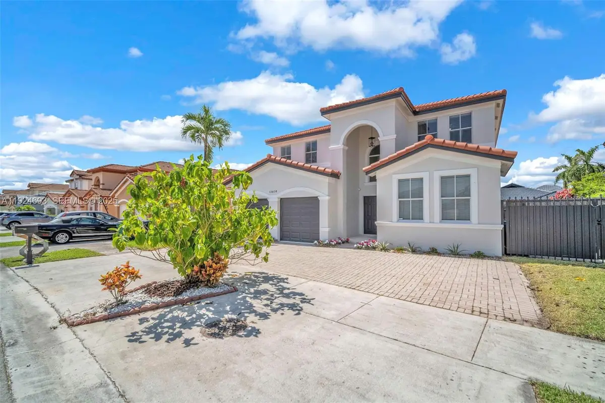 13030 NW 8th St, Miami, FL 33182 - Image #1
